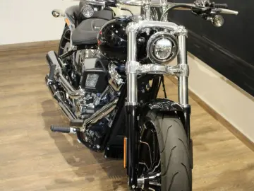 HARLEY DAVIDSON Breakout FXBR 117 Jekill&Hyde