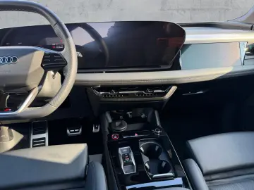 AUDI SQ6 e-tron QU MATRIX NAVI HuD B&O ACC AHK AIR 21