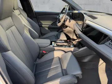 AUDI SQ6 e-tron QU MATRIX NAVI HuD B&O ACC AHK AIR 21