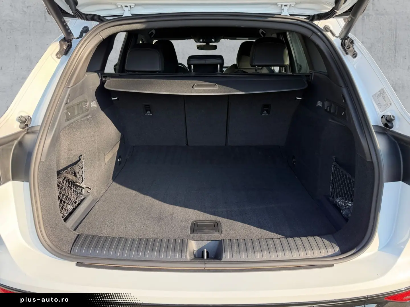 AUDI SQ6 e-tron QU MATRIX NAVI HuD B&O ACC AHK AIR 21