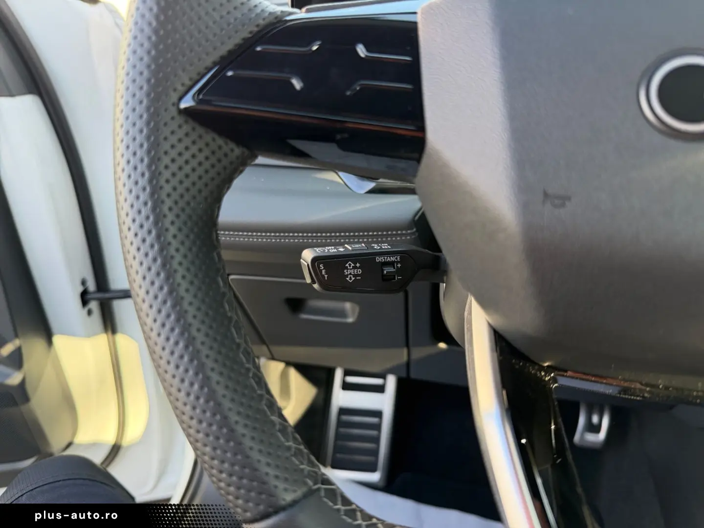 AUDI SQ6 e-tron QU MATRIX NAVI HuD B&O ACC AHK AIR 21