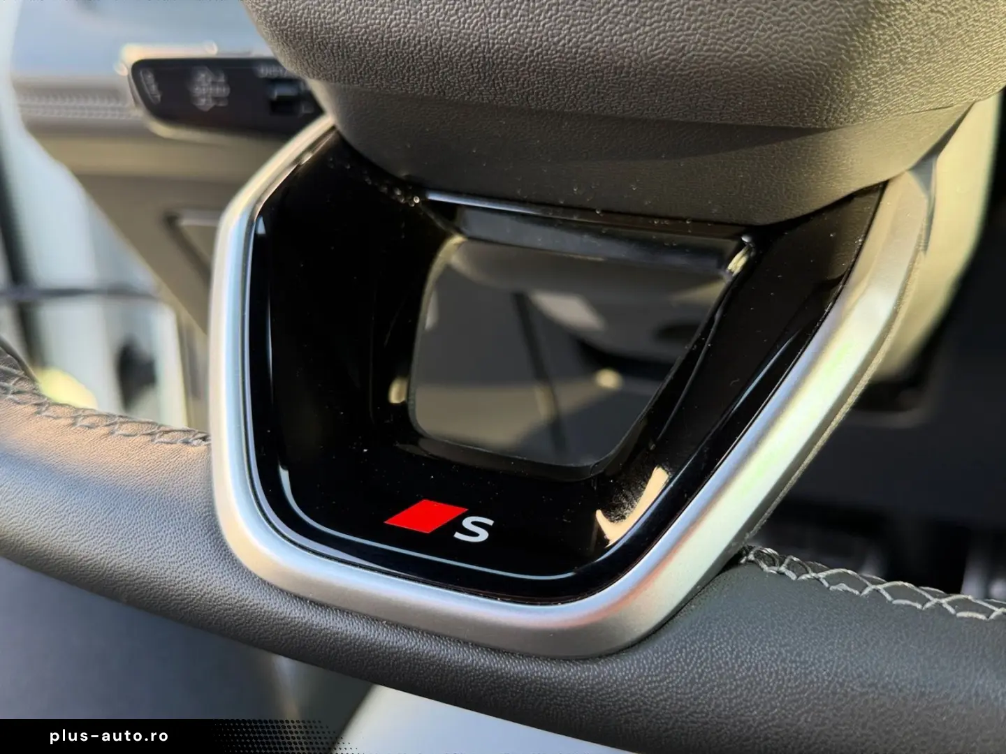 AUDI SQ6 e-tron QU MATRIX NAVI HuD B&O ACC AHK AIR 21
