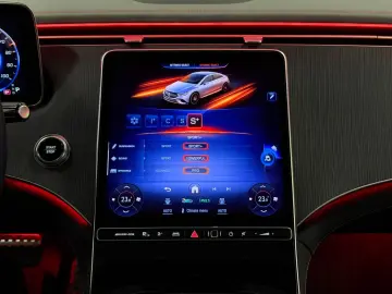 MERCEDES-BENZ EQE AMG 53 4MATIC  MASSAGE 360 CARPLAY LED HUD