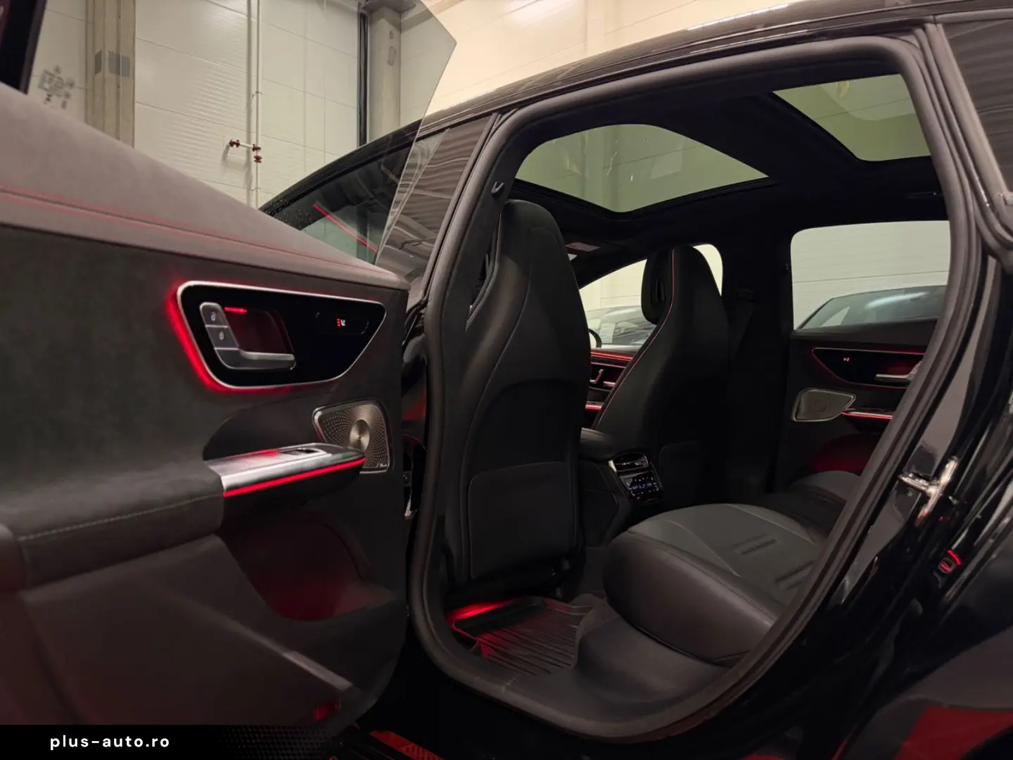 MERCEDES-BENZ EQE AMG 53 4MATIC  MASSAGE 360 CARPLAY LED HUD
