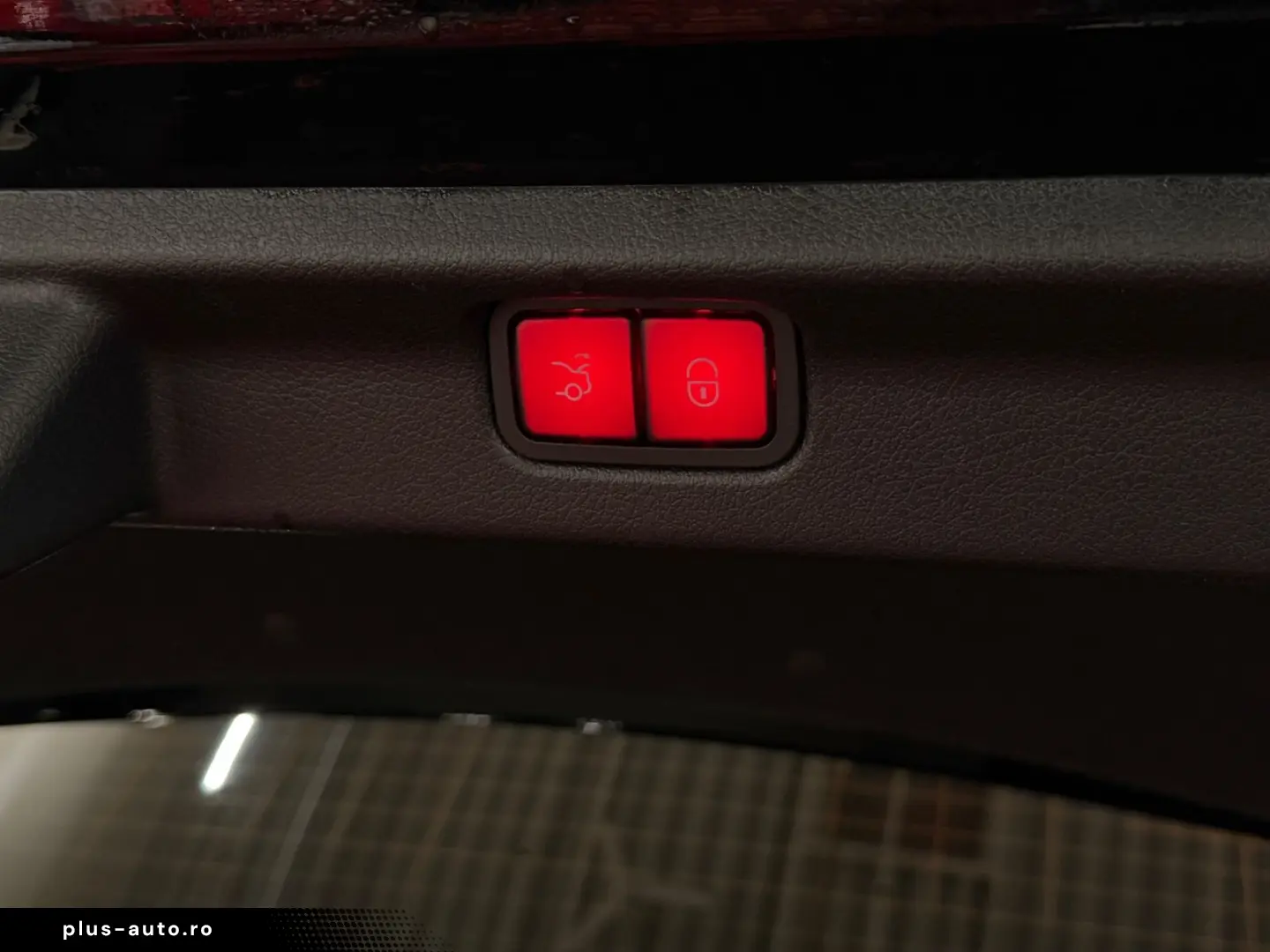 MERCEDES-BENZ EQE AMG 53 4MATIC  MASSAGE 360 CARPLAY LED HUD
