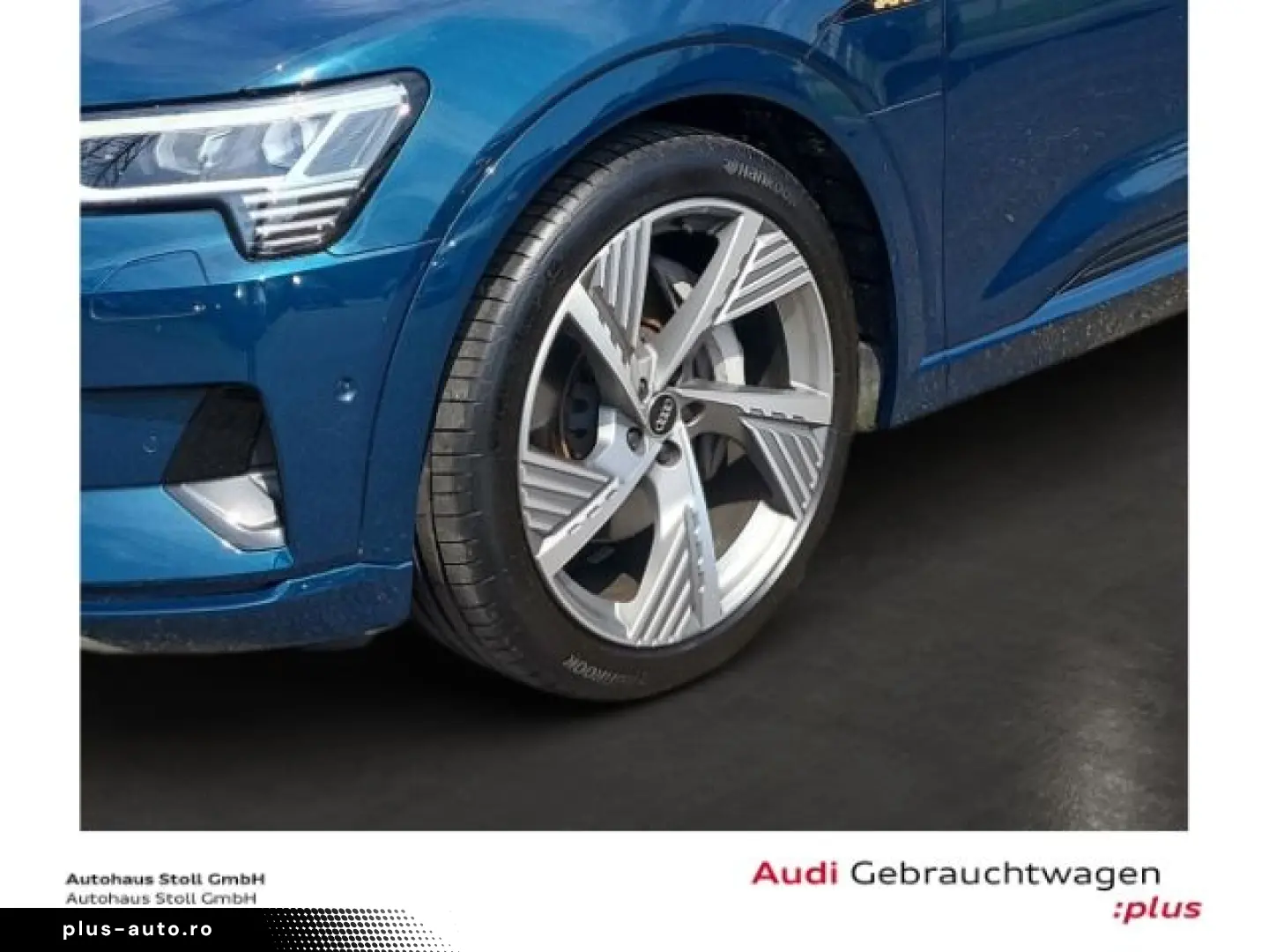 AUDI e-tron quattro 55 advanced 22 B&O PhoneBox Umgeb