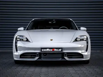 PORSCHE Taycan Turbo Sport Turismo - Krijt - Display - S