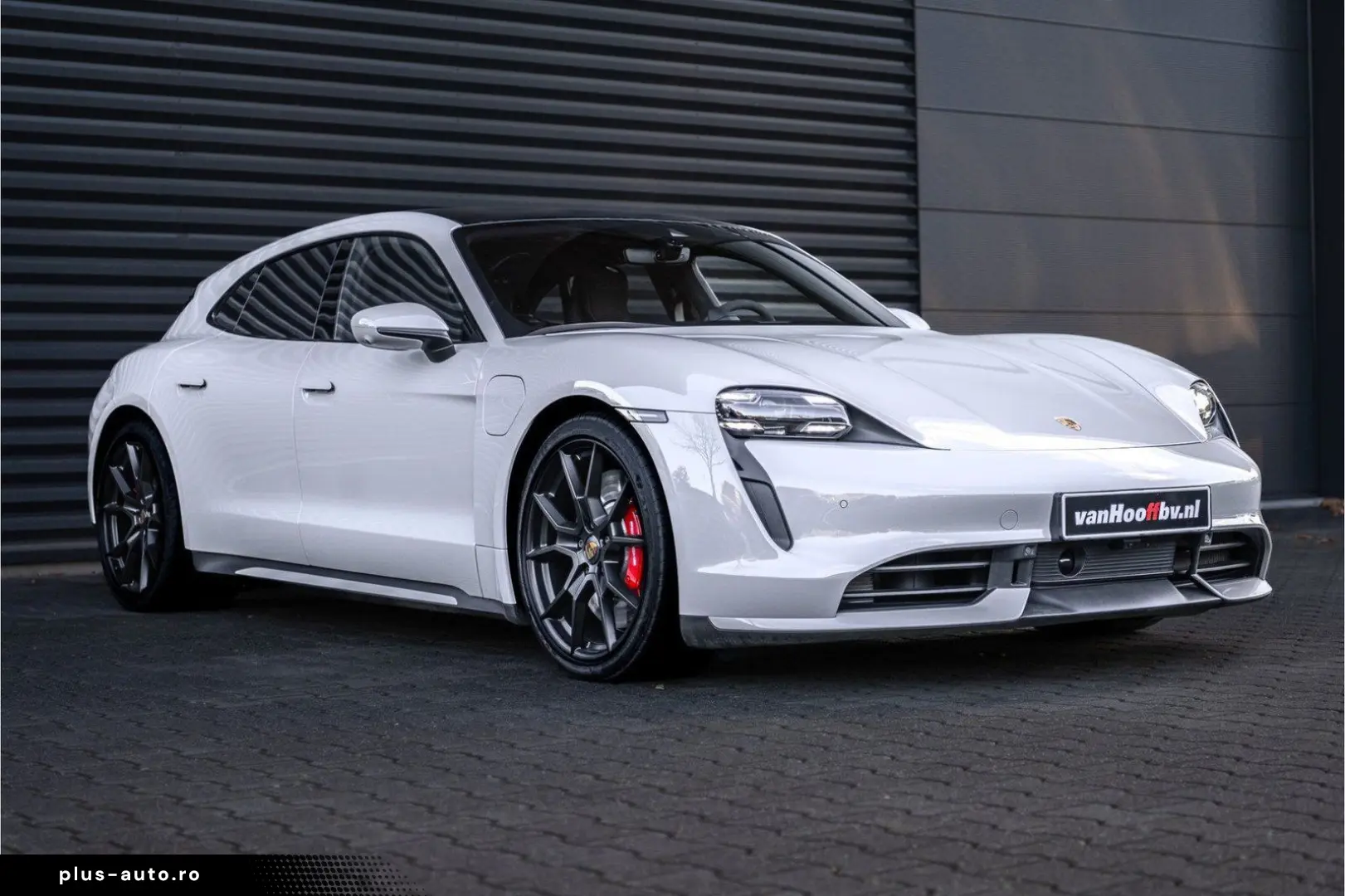 PORSCHE Taycan Turbo Sport Turismo - Krijt - Display - S