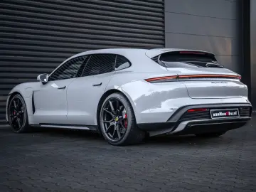 PORSCHE Taycan Turbo Sport Turismo - Krijt - Display - S