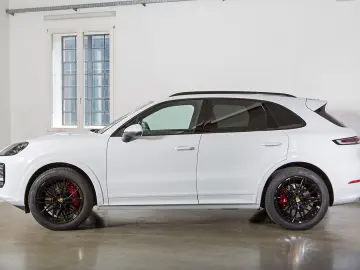 PORSCHE Cayenne S  1.Hd. wenig KM  MwSt. ausweisbar