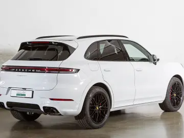 PORSCHE Cayenne S  1.Hd. wenig KM  MwSt. ausweisbar