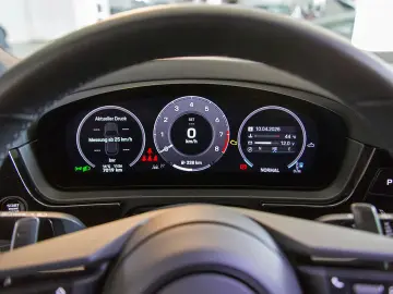 PORSCHE Cayenne S  1.Hd. wenig KM  MwSt. ausweisbar
