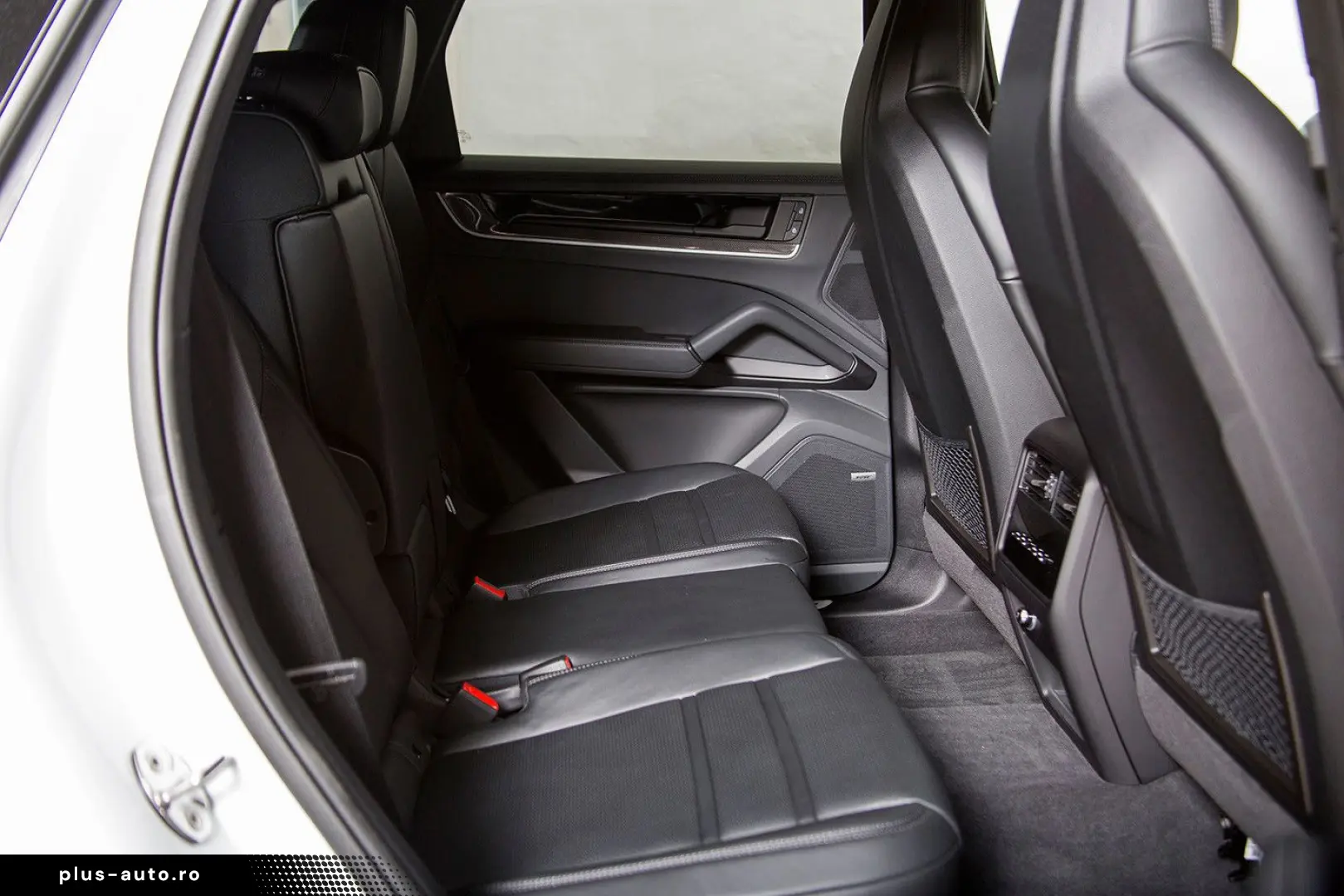 PORSCHE Cayenne S  1.Hd. wenig KM  MwSt. ausweisbar