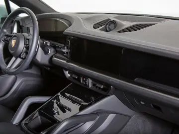 PORSCHE Cayenne S  1.Hd. wenig KM  MwSt. ausweisbar