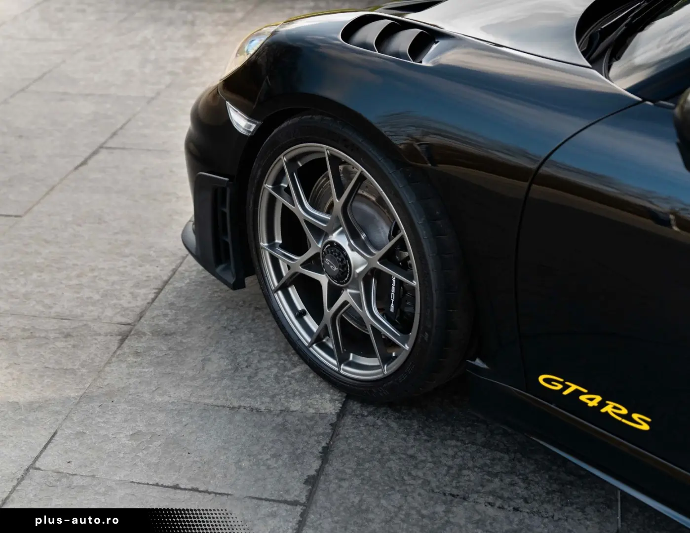 PORSCHE 718 Cayman GT4 RS  CLUBSPORT WEISSACH LIFT PDLS
