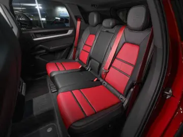 PORSCHE Off-road Package