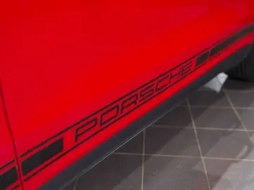 PORSCHE Off-road Package