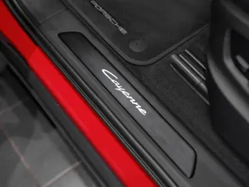 PORSCHE Off-road Package