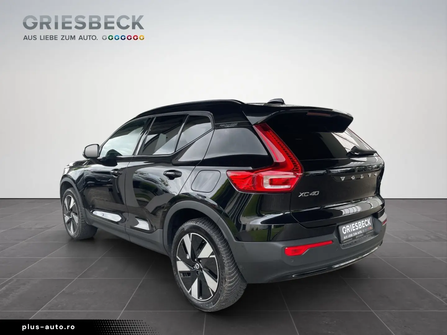 VOLVO XC40E Ultimate Pure AHK AWD SHZ DAB StHZG