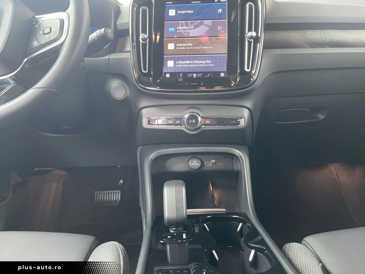 VOLVO XC40E Ultimate Pure AHK AWD SHZ DAB StHZG