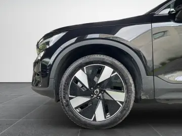 VOLVO XC40E Ultimate Pure AHK AWD SHZ DAB StHZG