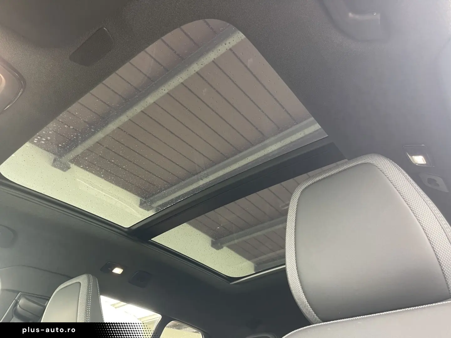 VOLVO XC40E Ultimate Pure AHK AWD SHZ DAB StHZG
