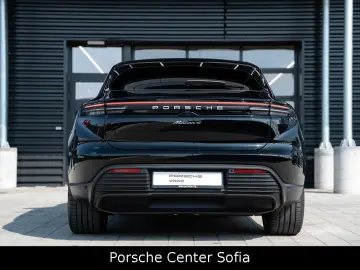 PORSCHE Macan Electric 4