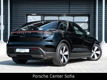 PORSCHE Macan Electric 4