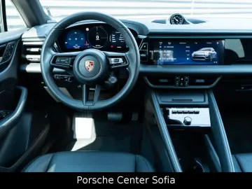 PORSCHE Macan Electric 4