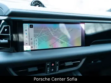 PORSCHE Macan Electric 4