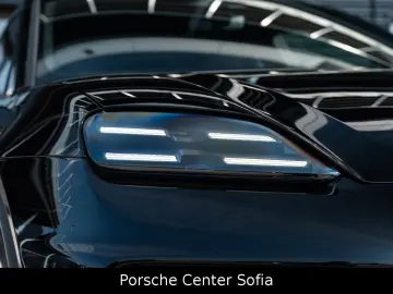 PORSCHE Macan Electric 4