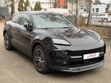 PORSCHE Macan Electric 4 S Pano Air Matrix LED Bose ACC