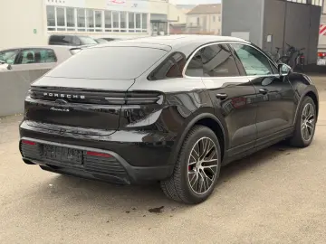 PORSCHE Macan Electric 4 S Pano Air Matrix LED Bose ACC