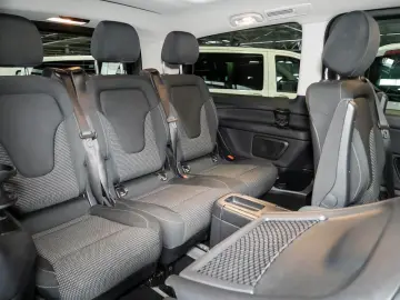MERCEDES-BENZ EQV 300 PANO KAMERA LED 7SITZER TISCH …