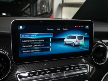 MERCEDES-BENZ EQV 300 PANO KAMERA LED 7SITZER TISCH …