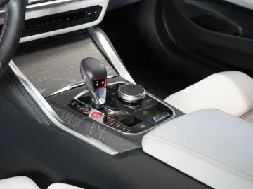 BMW M4 COMPETITION XDRIVE FROZEN HUD 69.421 € NETTO