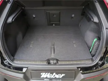VOLVO C40 Twin Motor Ultimate  Black Vollausst. HEICO