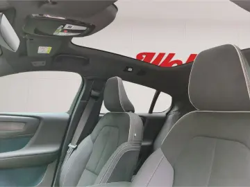 VOLVO C40 Twin Motor Ultimate  Black Vollausst. HEICO