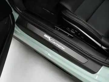 PORSCHE 992 Carrera
