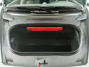 PORSCHE 992 Carrera