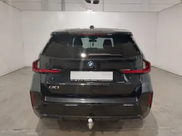 BMW iX1 30 xDrive M Sport AHK 20  ACC LED CAM UVP 72