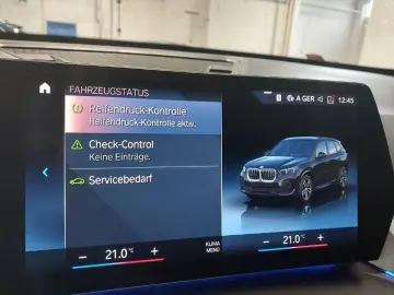 BMW iX1 30 xDrive M Sport AHK 20  ACC LED CAM UVP 72