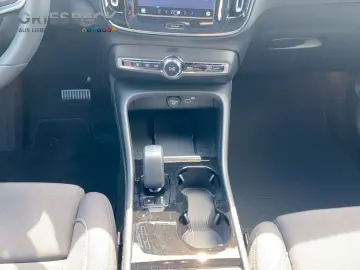 VOLVO C40 Ultimate LM KeyLess LED ACC