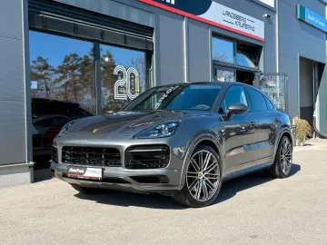 PORSCHE CAYENNE COUPE GTS 22  STANDHZG MATRIX AHK LUFT