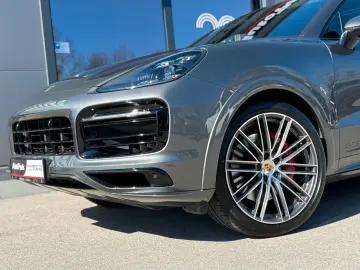 PORSCHE CAYENNE COUPE GTS 22  STANDHZG MATRIX AHK LUFT