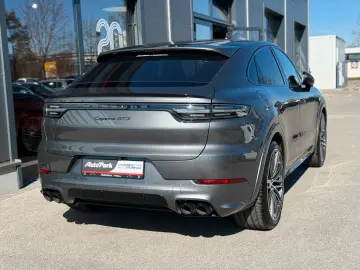 PORSCHE CAYENNE COUPE GTS 22  STANDHZG MATRIX AHK LUFT