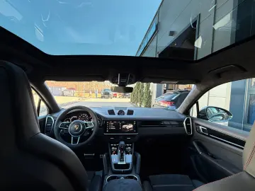 PORSCHE CAYENNE COUPE GTS 22  STANDHZG MATRIX AHK LUFT