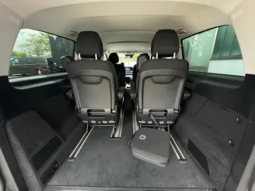 MERCEDES-BENZ EQV 300 Lang FACELIFT TISCH MBUX