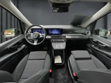 MERCEDES-BENZ EQV 300 Lang FACELIFT TISCH MBUX