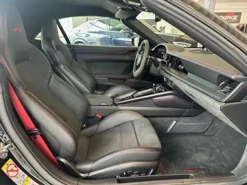 PORSCHE 992 GTS Cabrio  Matrix ACC S.AGA Lift Garantie